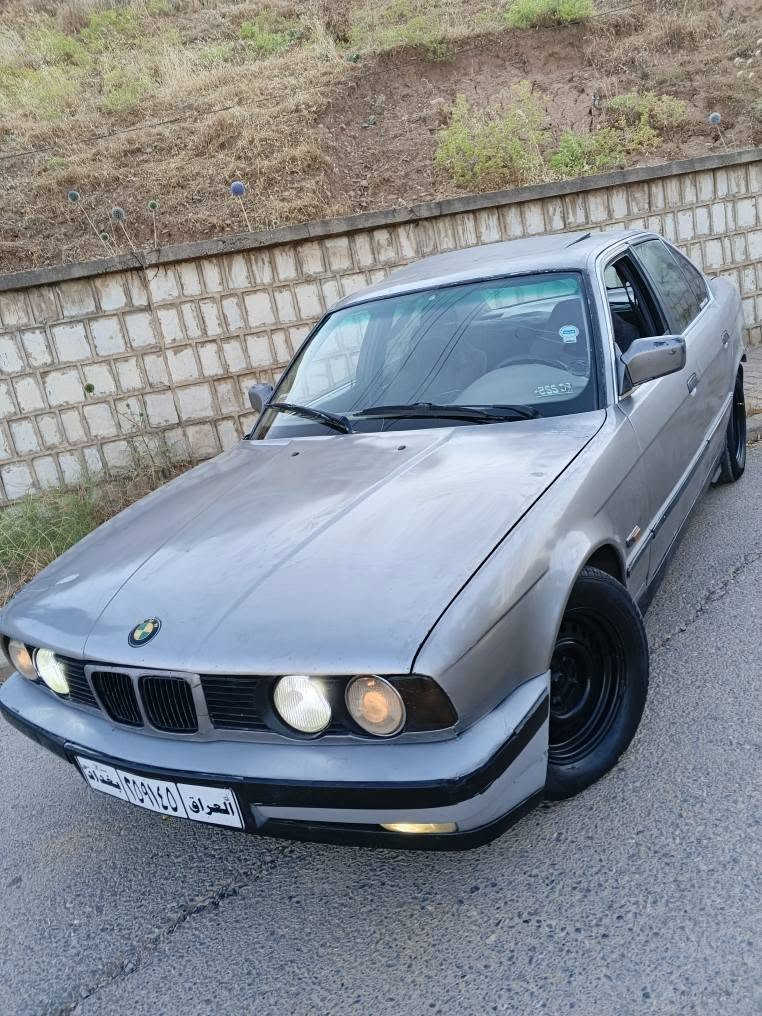 bmw525
سەنەو ئەسڵی بەشەرت
مەکینە525 سەرفو بوخاری بەشەرتە
موسو بڕاوە بەشەرت دەعمو لێداری بەشەرت
کارەبایی کامل مەزبوتە 
توندو تۆڵە 
ئەکسلی3.23قفڵ
زۆر بەقوەتە سەیارەکە
ئاڵو گۆڕ دەکەم 
سعری 23
*********** أربيل, العراق
