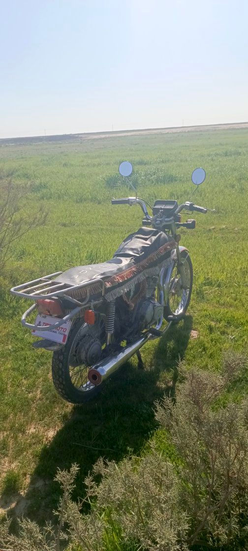 السلام عليكم دراجه 4 كير موديل 15للبيع محرك ياباني أصلي كهربائيات كلهن شغالات يرهم بيع او مراوس


**إذا كنت صاحب هذا الإعلان وتريد حذفه لأي سبب، رجاءا أرسل رسالة إلى الدعم الفني**