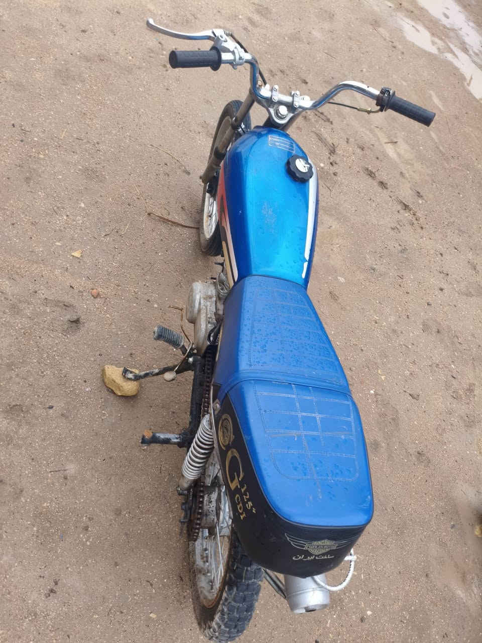 سلام عليكم  4 كير لل بيع  درجة حلوة و نشطة مديل 21 درجة نضيفة بس وصخة😅طين مكينة بس ولفات شرط  سعر 350 مكان رميثة ابو شريش ***********
