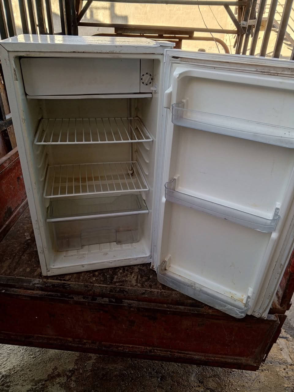 سبلت طنين شرط السعر 250🔒 +ثلاجه شرط 60 تصال *********** /وتساب
