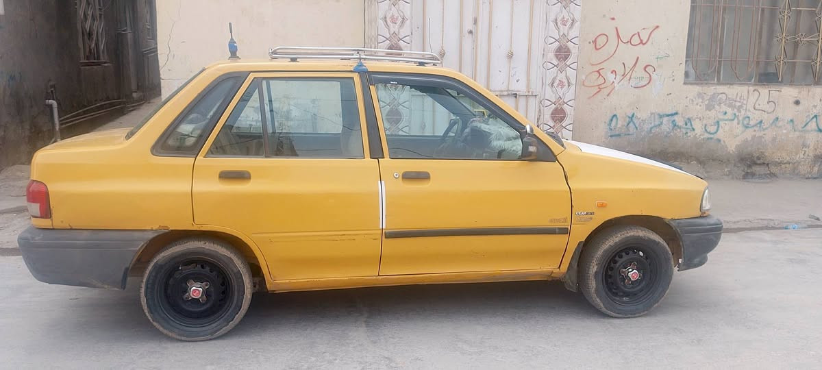 سلام عليكم موديل ٢٠١٢ رقم بغداد انكليزي بسم واحد صاحبي مداور ثانيوم سنوية لحد 2030 سعر 25وبيها مجال مكاني بل نعمانية الاستفسار عل الرقم ***********
