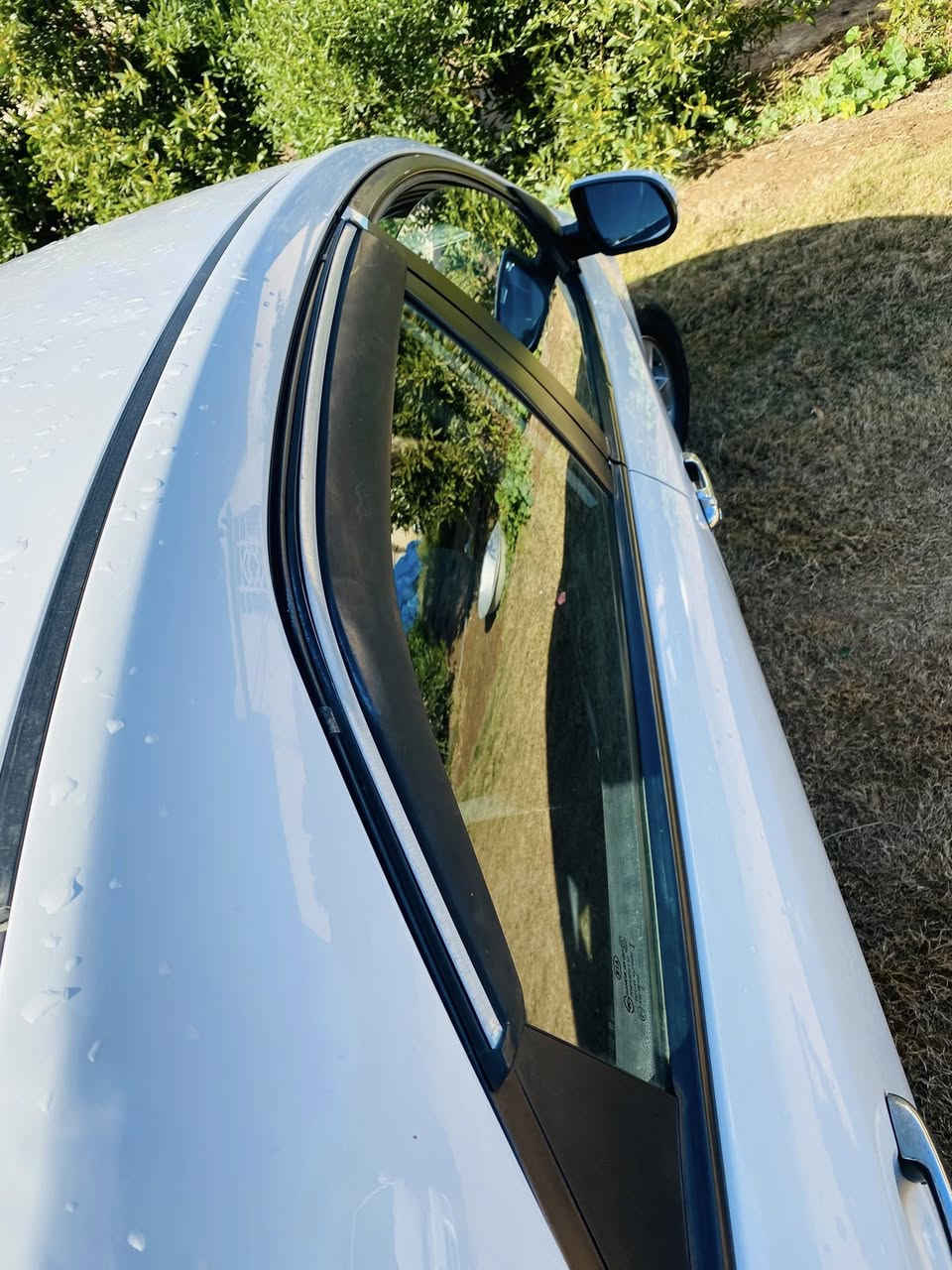 السلام عليكم 
سيراتو ١١ خليجي للبيع المواصفات 
كير مكينه صدر تخم تاير كشر خير من الله 
نص فول السياره جاهزه من كلشي 
الساره معروضه ب٨٢ وبيها مجال 
للتواصل ***********
عنوان السياره واسط
