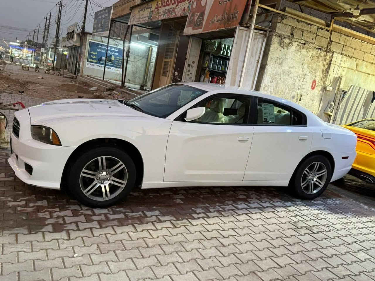 السلام عليكم جارجر ٢٠١٤فورويل شاشة كبيره كير طياره السعر ١٤٥ للإستفسار الاتصال, ***********
