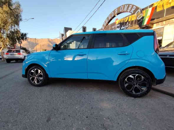 🚗 كيا صول سمائي – موديل 2023
🔹 فول مواصفات
🔹 عدّا البصمة 
🔹 السيارة حادث بابين وجاملغ
💰 السعر: 165 (قفل)
📞 للاستفسار:
***********
أبو شمس المحمداوي
