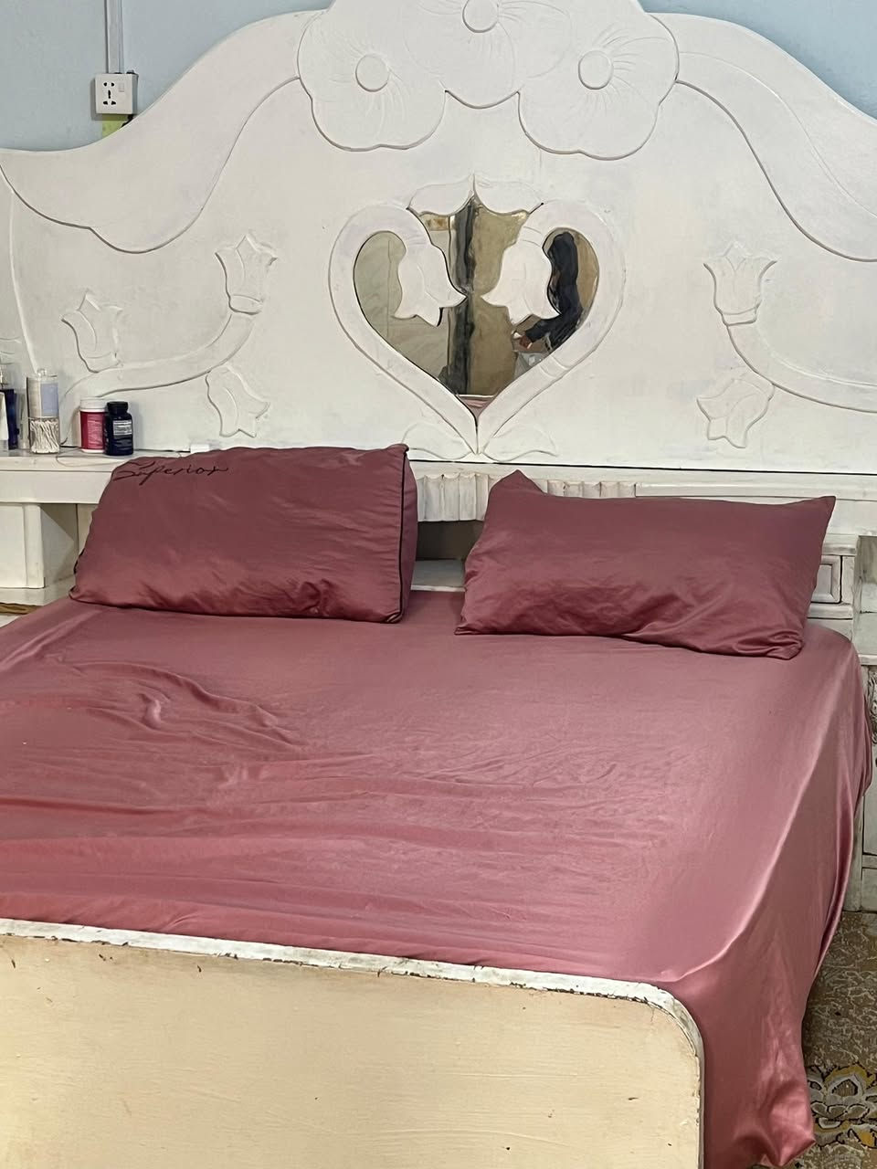 غرفه اخشاب عراقي للبيع سعر 390 الف لاستفسار. ***********
