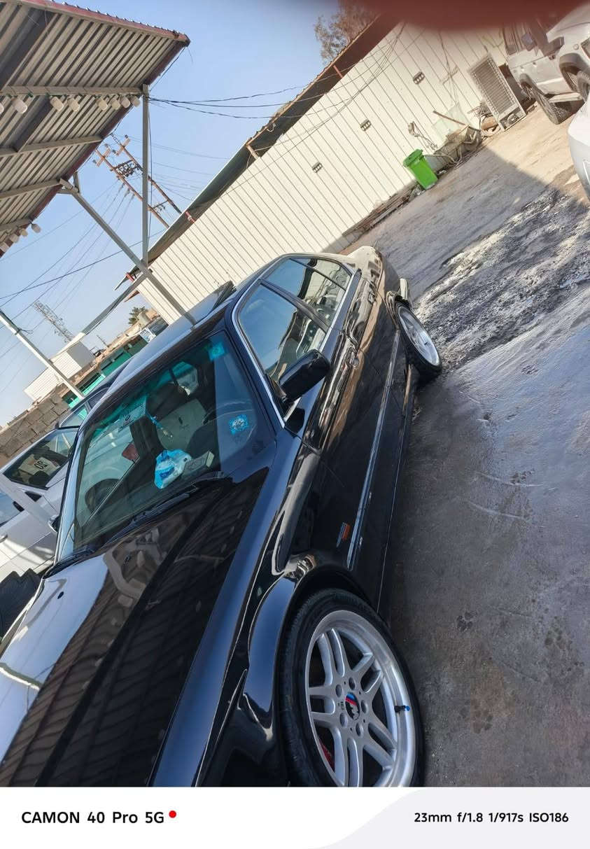 سلام عليكم  bmw525i
فول موصفات  كير ومكينه مسكر كير اتوماتيك
مداور ثاني يوم  سياره جديده  
وجاهزه من كلشي حداديه  دخم تاير  تبريد كربائيات كولهه  %100
سياره نقصهه سايق  وجناي  مكاني كربلاء
سياره  طابكه لا اطلع ولا اطب بيه اخاف عليه  
سياره موجوده بكراجي  سعرهه قفل  لا افشلك ولا تفشلني 83
وسياره احلئ من صور تواصل خاص او وتساب  
***********

