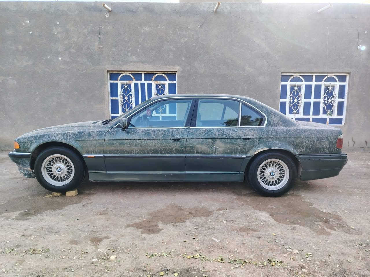السلام عليكم 
للبيع BMW خفاش V8 730i 
مديل 1995
مكينه وكير وحداديه خير من الله
مكفوله مداور رقم سليمانيه مميز (شرط مداور مو وكاله) 
السعر 55 وبيها مجال 
مكان الديوانيه 
الرقم ***********
ابويامر الميالي
