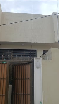 دار للبيع بيع سريع زراعي سند 25 قابل للتطويب موقع مقابل ملحق قرية الغد...