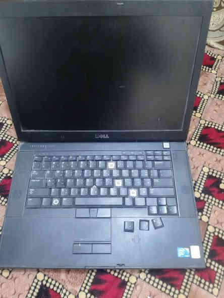 حاسبه ديل شغاله الرام 4 الهارد 320 وندوز7 عوزها بس بطاريه مع شواحن اثنين وحده اصليه 135واط و الثانيه عادية السعر 80 مكاني كربلاء رقمي *********** الرياض
