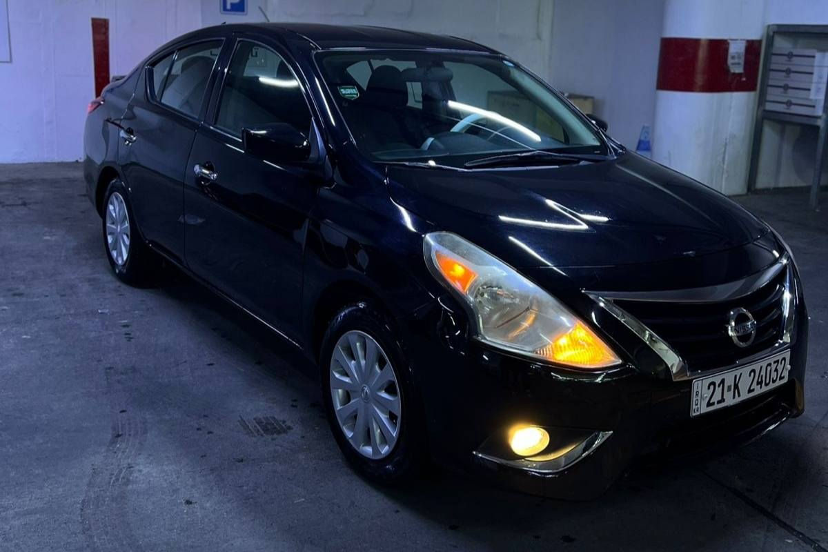 نیسان ڤێرسا 2018 گێر ئۆتۆماتیک 
٧٠ هەزار ڕۆشتووە 
چەمەلەغو دۆسیەی لای سایەق بۆیاخە بێناو گرتن
سەیارەکە زۆر جوان و پاک ماوەتەوە 
٤ تایەی تازە تونو تۆڵە بێ تەقەو ڕەقە
ڕەقەم هەزە تازە 
بەس سەنەوی بەسەر چووە 

سـعـر : لە کۆمێنت داوابکە ڕاستەوخۆ بۆت دێت 📥 

گێر و مەکیەنەی بەشەرت 
هیچ کێشەیەکی تێدا نییە 

ژمارەی خاوەنەکەی 
***********
