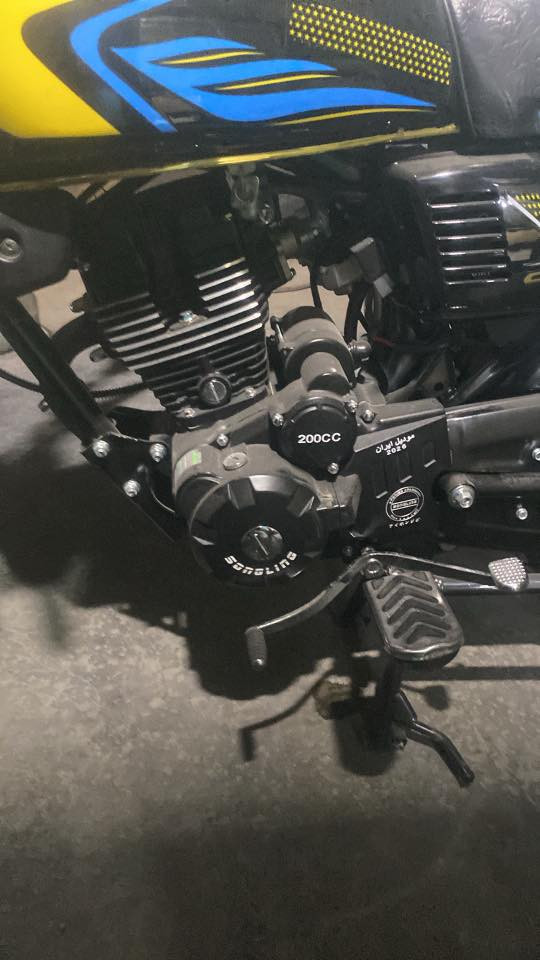 سلام عليكم دراجه أيراني موديل 26 زيرو زيرو كفاله عامه مثل ما موضح بالصور تجي وتشوف بعينك للبيع السعر مليون وبيها مجال الشراي يتصل ***********
