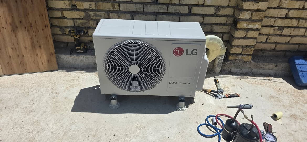 تم بحمد الله وعلى بركة الله إنجاز أعمال نصب ثلاثة أجهزة سبلت نوع LG Inverter للأخ أبو حسين، حيث تم تنفيذ العمل وفق الأسس الفنية والهندسية المعتمدة وبأعلى درجات الدقة والاحترافية، مع التأكد من سلامة التوصيلات وكفاءة التشغيل لتحقيق أفضل أداء وتبريد.

نسأل الله أن يبارك له فيها، ونتشرف بخدمتكم في جميع أعمال نصب وصيانة أجهزة التبريد والتكييف.

📞 للاستفسار: ***********
ورشة الأصدقاء للتبريد والتكييف.
