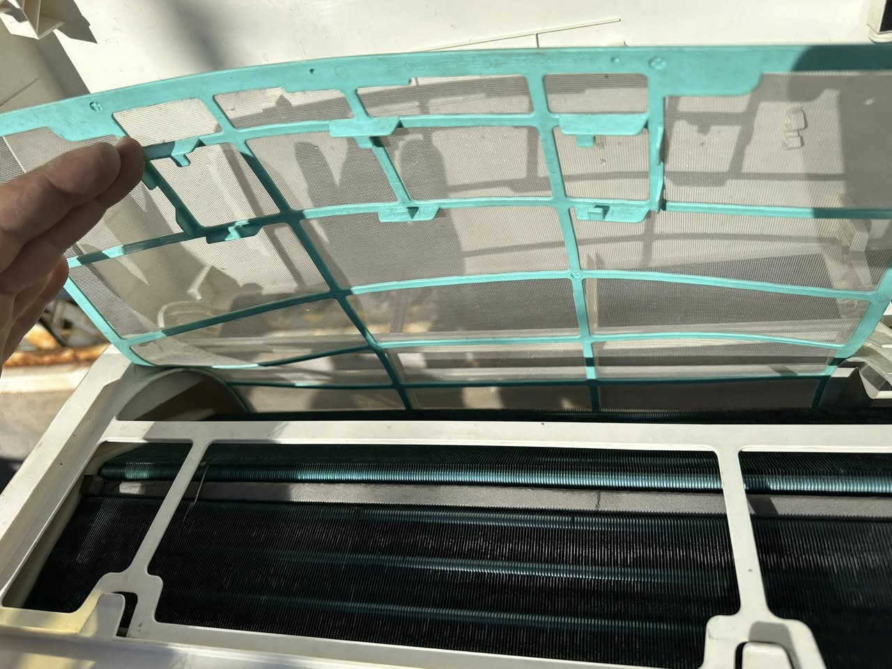 السلام عليكم عندي هذني 3 اجهزه جداري ثنين ومكيف كلهن سعة 2 طن السبالت واحد نوع توسوت والثاني نوع كارير مقفول غازهن ومغسولات وياهن بليته وريمونة بدون بوري والمكيف شغال مابي اي شي بس بي ليك نوم المتين رايدهن ب ٥٥٠ ابيع شلعه وحده وهذا رقمي *********** 
مكاني كربلاء
