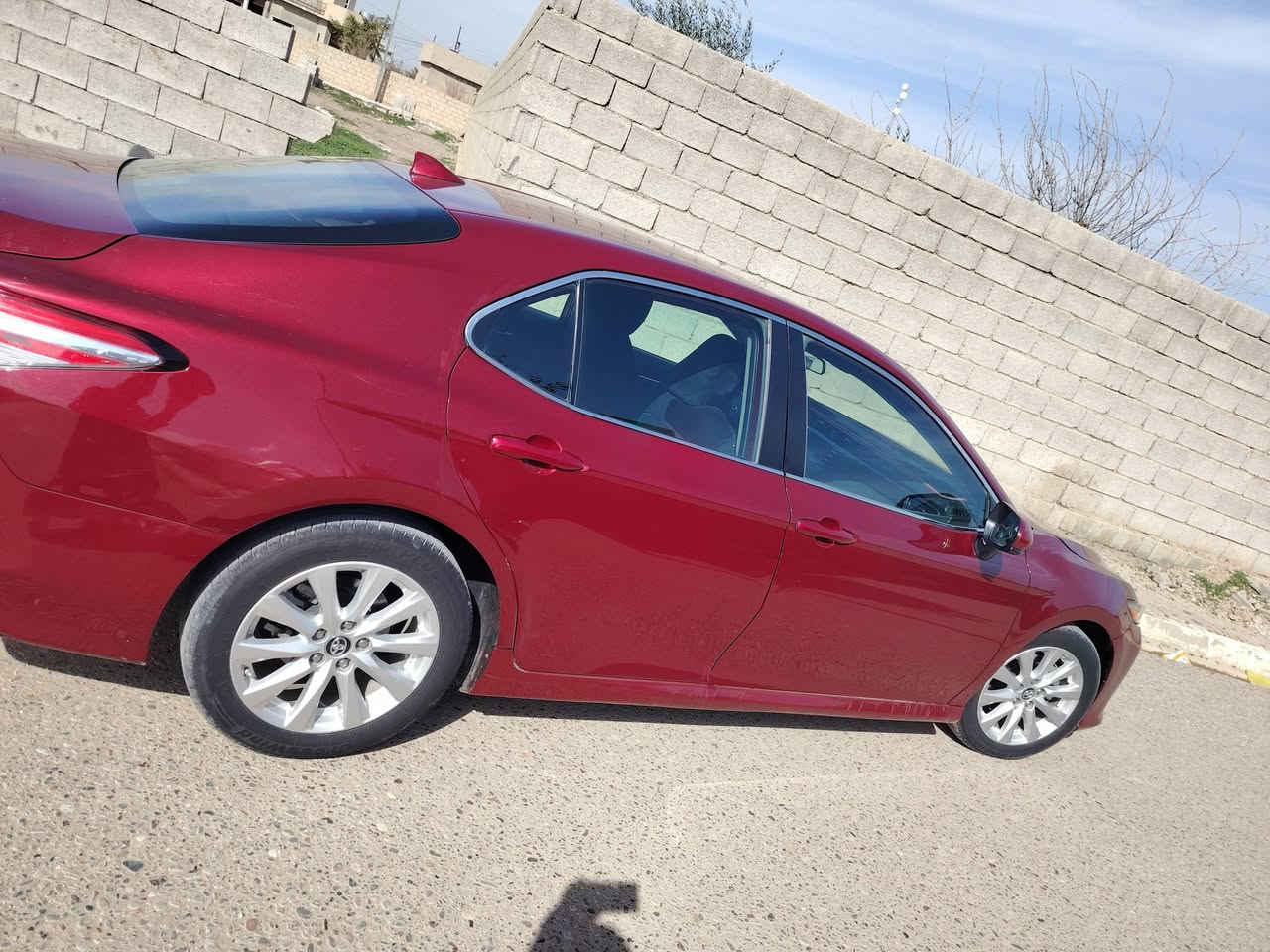 Le ٢٠١٩
 ومعروفه مواصفاتها رقم كركوك دولي دفتر بانزين بدون صبغ ولاتبديل ولا دواخل شرط ولا ايرباك بارد شي  قليل محرك وكير شرط ماشيه (١٢٠ ميل)
السعر ١٨٠ وبي مجال
***********
