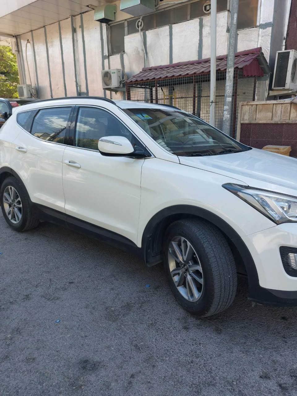 سنتافي 2013
بدون صبغ او بارد
سياره في عينكاوه
*********** أربيل, العراق
