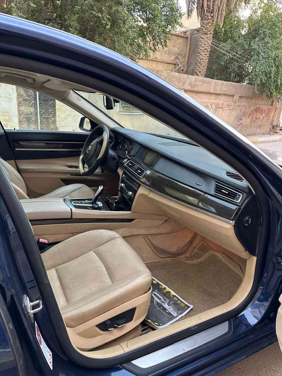 BMW موديل ٢٠١٢ ادوات ادوات كفاله من الضربه والكص والسرقه والعشاير فول مواصفات لاخير 730 سته سلندر نوزل قصير المرغوب سيارة جاهزة كلش حداديه مكينه كير تبريد تخم تاير ما بيها نقص شعرايه كلش لون مميز متوئمه اربيل نفس السيارة مكاني البصرة السعر ٩٠ وبيها مجال بسيط كلش كلش للشراي يتصل ***********
