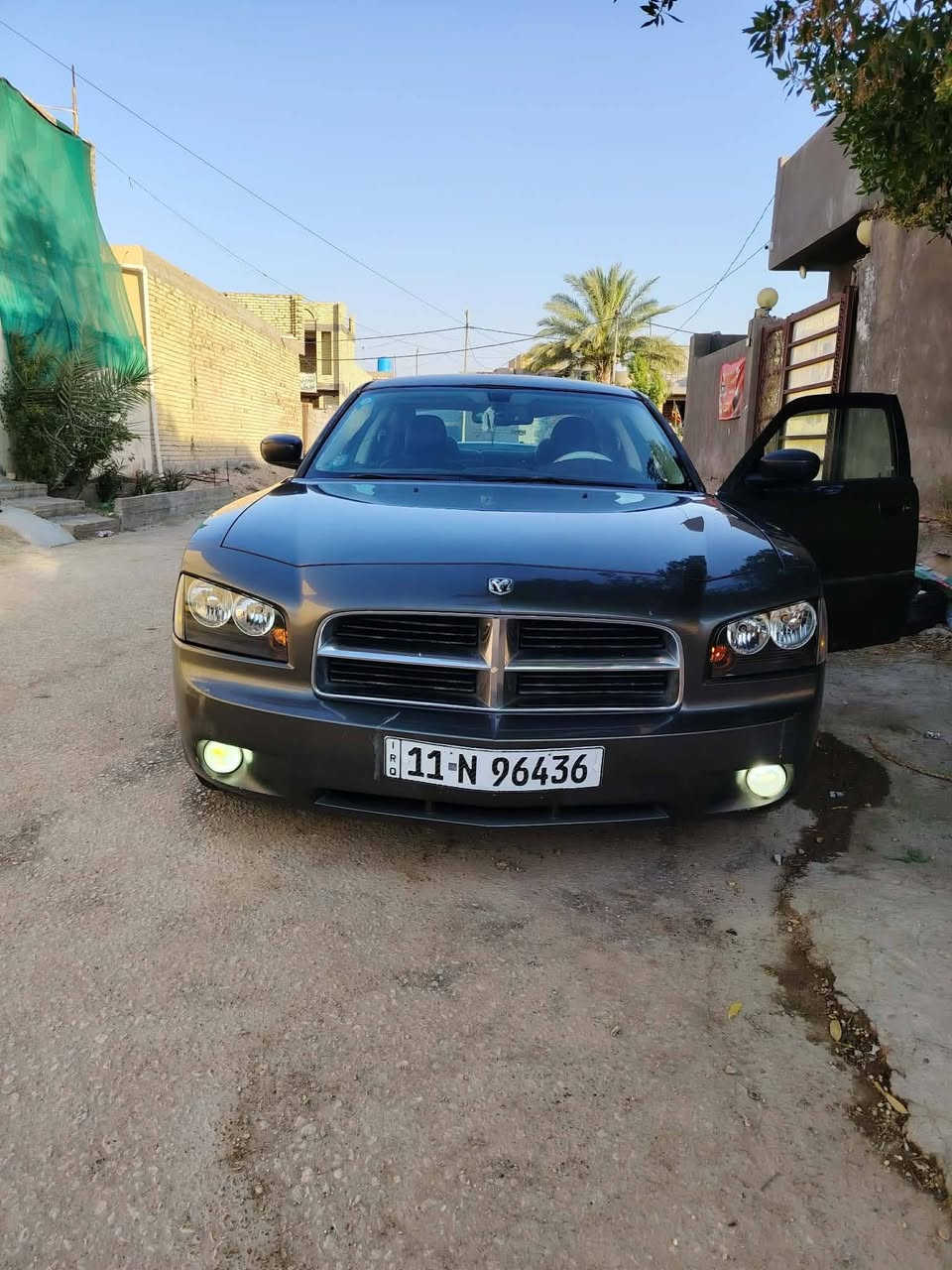 السلام عليكم جارجر موديل 2010 رقم بغداد بسمي اصل مكينه 3500 كشنات جلد كهرباء تتفئه بلكشنات شاشه كامره فتحه اصل السياره مكفوله من الضربه والتبديل فقط قطعتين صبغ بدون دكت جاكوج بدون معجون فقط رشه اثر جراد مكينه ٣٥٠٠ وكير وتبريد كفاله السياره جاهزه بدون  نقص  انشالله السعر 100 مجاله قليل اخوان رجاء المايعجبه لايكسر بسياره مكاني بابل ***********
