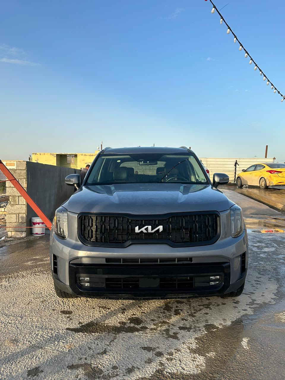 للبيع تيلورايد 2024Sبدون رقم منفيس بسمي حجم المحرك : 6 سلندر 3800
عداد المسافه :18الف mill 
الضرر : جاملغ فقط صبغ بدون ارباك بدون دواخل 
السياره نضيفه جدا بدون نواقص 
السعر267بيه مجال قليل كلش  ***********مكان الديوانيه
