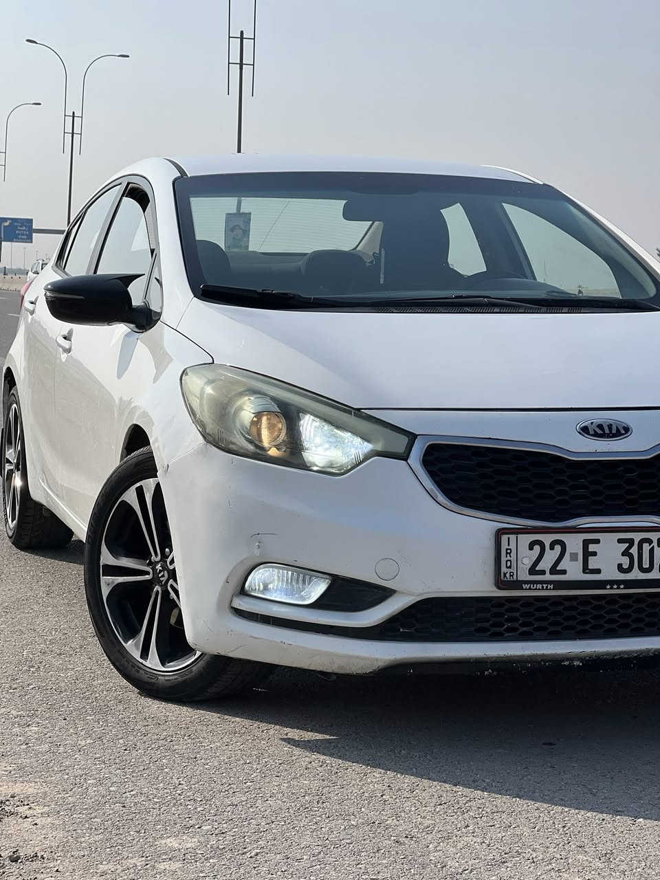 سلام عليكم البيع كيا سيراتو 2014 خليجي🥰
السيارة نص فول 
بيها شبر صبغ بالبنيد 
وبيها قطعتين بارد 
مواصفات 
فول تحكم ستيرن 
شاشة + كامرة 
فول حساسات 
محرك 1600 دوش 
كير 6 نمر 
شاشة اعطال 
منضومة زنون 
ويل كب 17 رياضي 
حدادية 80‎%‎ 
رقم اربيل الدولي شرط تحويل 
سنوية جديد 
السعر 115$ وبي مجال 
 سعر مااقفل بالموبايل تعال شوف وعيوني الك 
مكاني بغداد الكرخ 
الاتصال ***********
0️⃣7️⃣8️⃣7️⃣4️⃣2️⃣9️⃣3️⃣6️⃣9️⃣5️⃣
