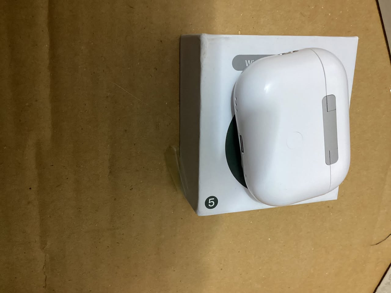 السلام عليكم
كيس فقط (اصلي) ضمان جديد غير مستخدم100%
نوع الكيس / Airpod Pro2 -- type-c (الجيل الثاني عزل)
سعر 50 الف شامل التوصيل


**إذا كنت صاحب هذا الإعلان وتريد حذفه لأي سبب، رجاءا أرسل رسالة إلى الدعم الفني**
