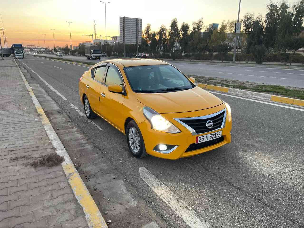 نيسان فيرسا موديل 2019 رقم كركوك بسمي قطع متضرر جامرلغ خلفي سائق مع شبر باب مع جامرلغ أمامي مع تبديل بوند 
***********

موجود دفتر بنزين نقابة مصفر
