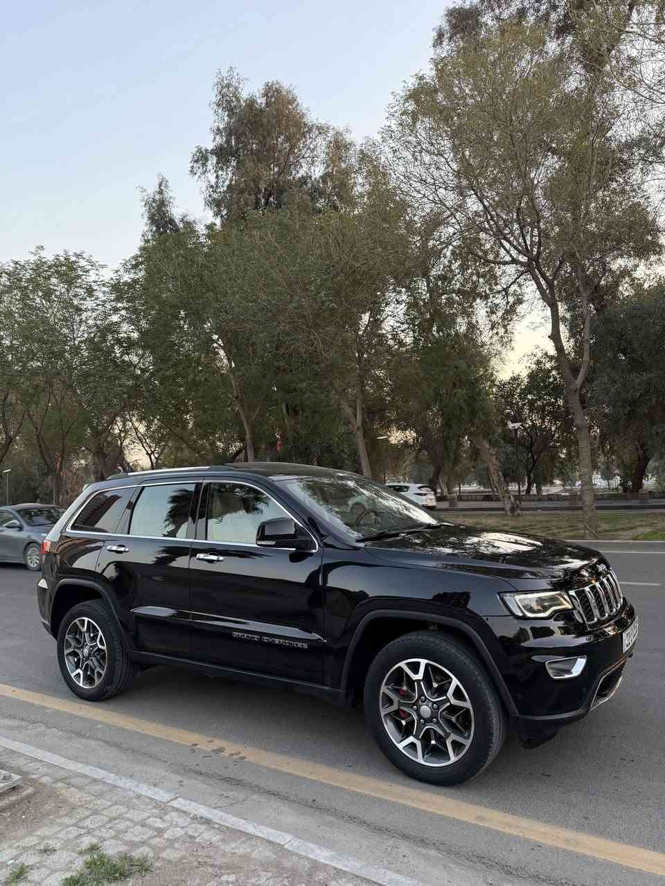 جيب 2021 خليجية لمتد معروفه مواصفاتها
السياره مكينة 6 سلندر 3600 

بانوراما 

جنطة كهرباء 

ماشية 43 الف 

نطخت صار بيها قبق جنطه تبديل نفس لون ومكانين بارد فقط‼️

السعر 256 وبيها مجال جدا بسيط وبلعافيه على الياخذها 

مكانها كرادة ساحة كهرمانه ***********
