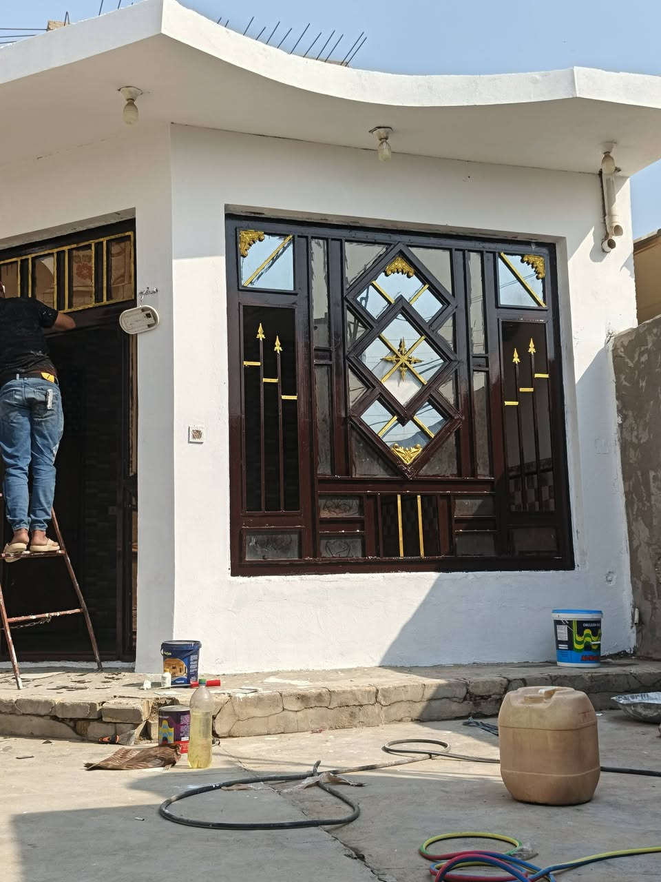 ابوجنه للأصباغ والديكورات
المميزه

***********
