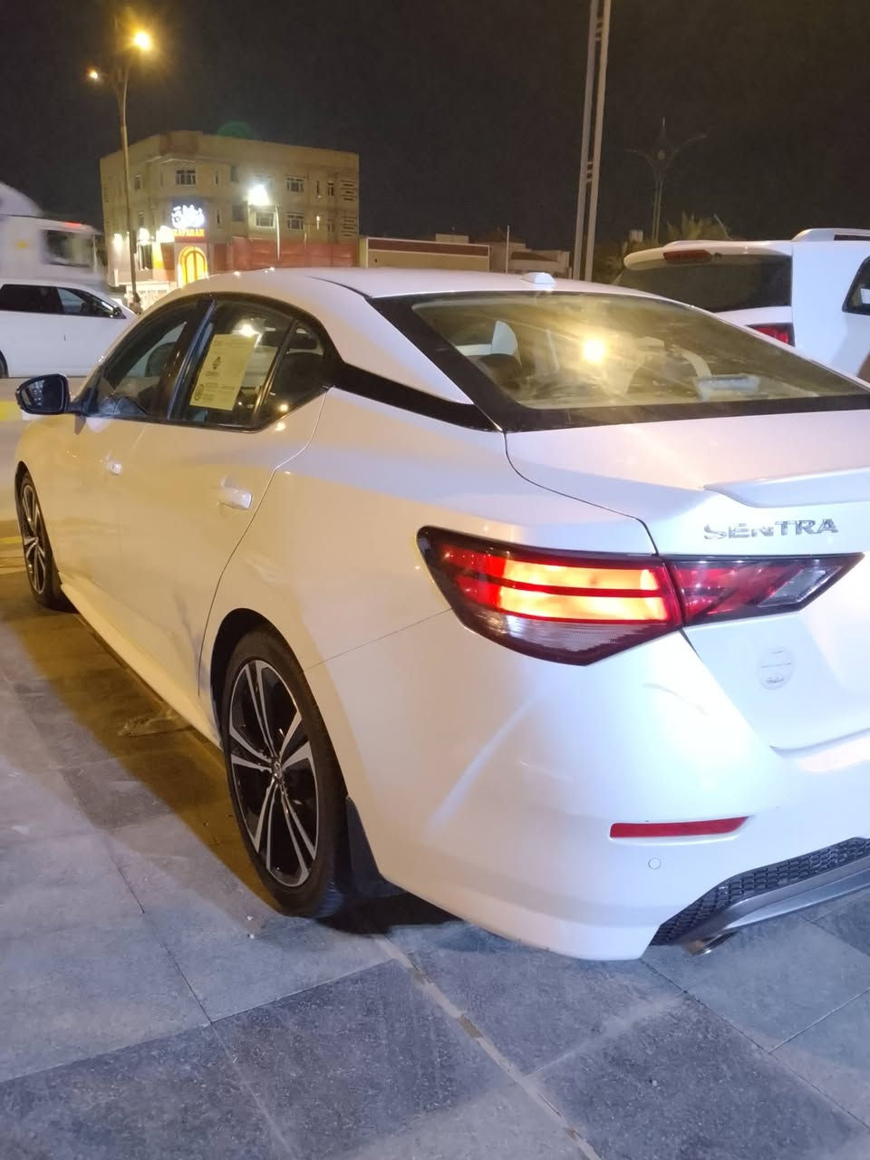 سلام عليكم نيسان للبيع موديل 23
امريكي حره تحويل اتصل *********** 
السعر 130
