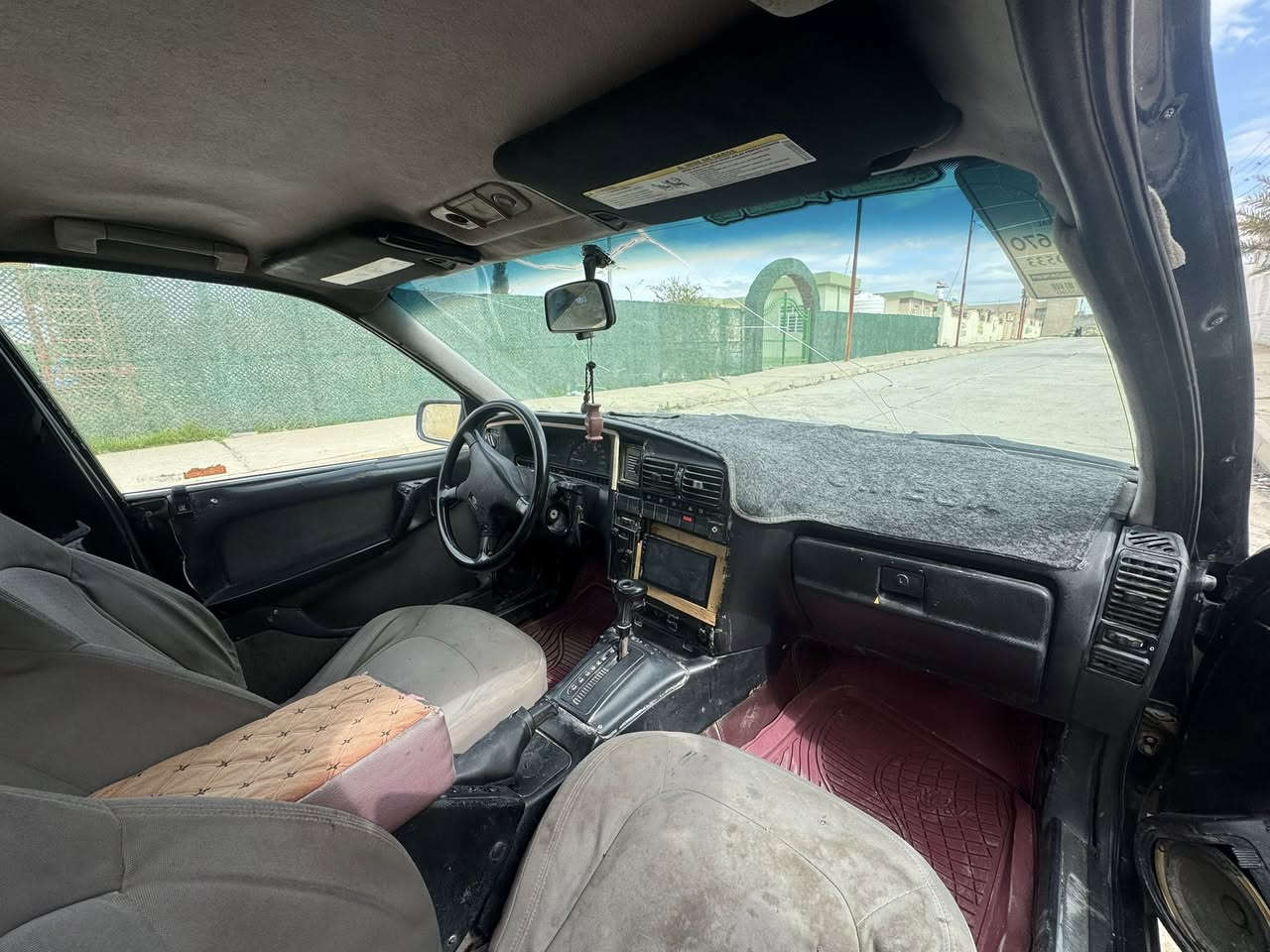 وميكا لبيع سعره مناسب توماتيك حجم ٢٠ مكينه معمر جديد صاحبها شرعي بالموصل سيارة كير مكينه شرط للاستفسار اتصل ***********كاربون بانزين بيها
