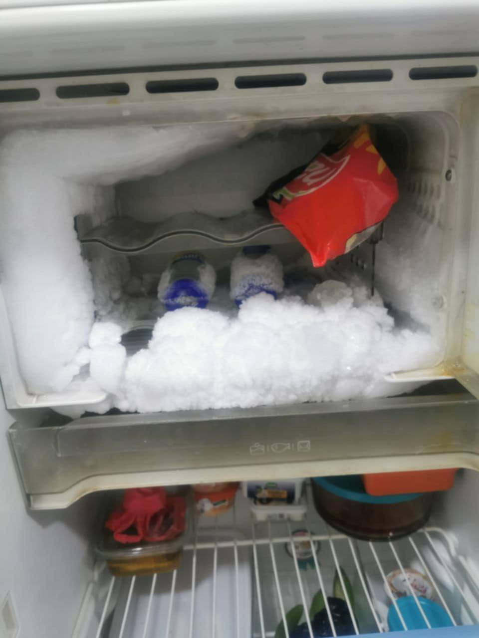 سكرن وعل خاص كلهم مكان واحد بيع مستعجل 
ثلاجه 165بي مجال 
ثلاجه ماي 65بي مجال 
الكاونتر 400بي مجال ملحق عدد اثنين معه 
والطخم القنفات 140بي مجال  العنوان حي الميثاق
@الجميع


**إذا كنت صاحب هذا الإعلان وتريد حذفه لأي سبب، رجاءا أرسل رسالة إلى الدعم الفني**