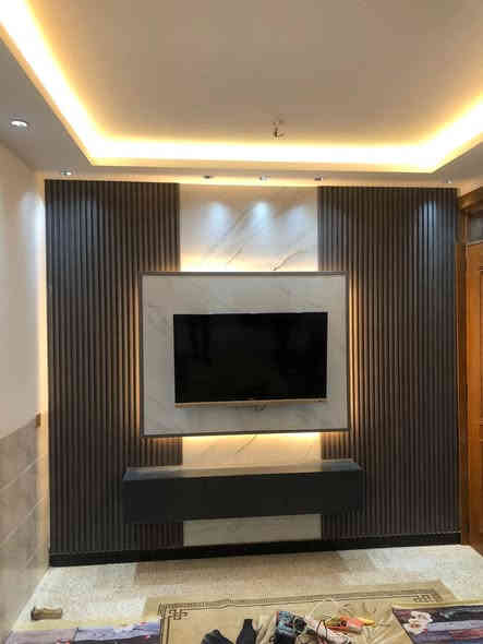 عمل ديكورات بلازمة 
تغليف حياطين 
سقوف ثانوية 
يوجد كرسته وعمل 
ويوجد عمل نشتغل جميع مناطق بعقوبة ديالى رقم الهاتف***********
