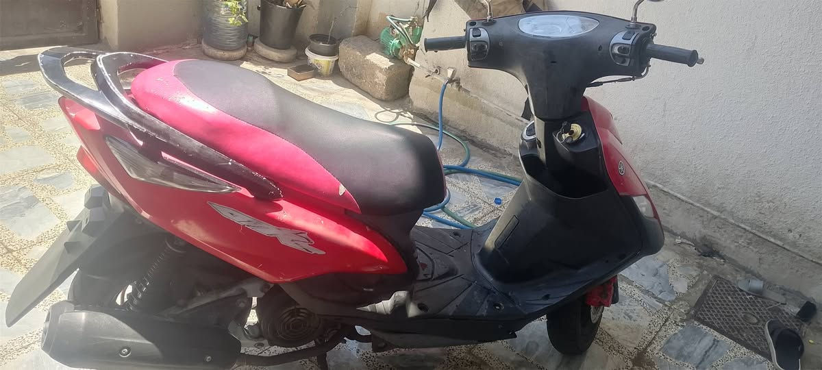 ثلعب شغاله سلف وهندر كهربايات شغاله تجي تفحص اجكد متريد دراجه نضيفه السعر 550 وبيها مجال مكاني شعب خلف مطعم حجي عادل ***********
