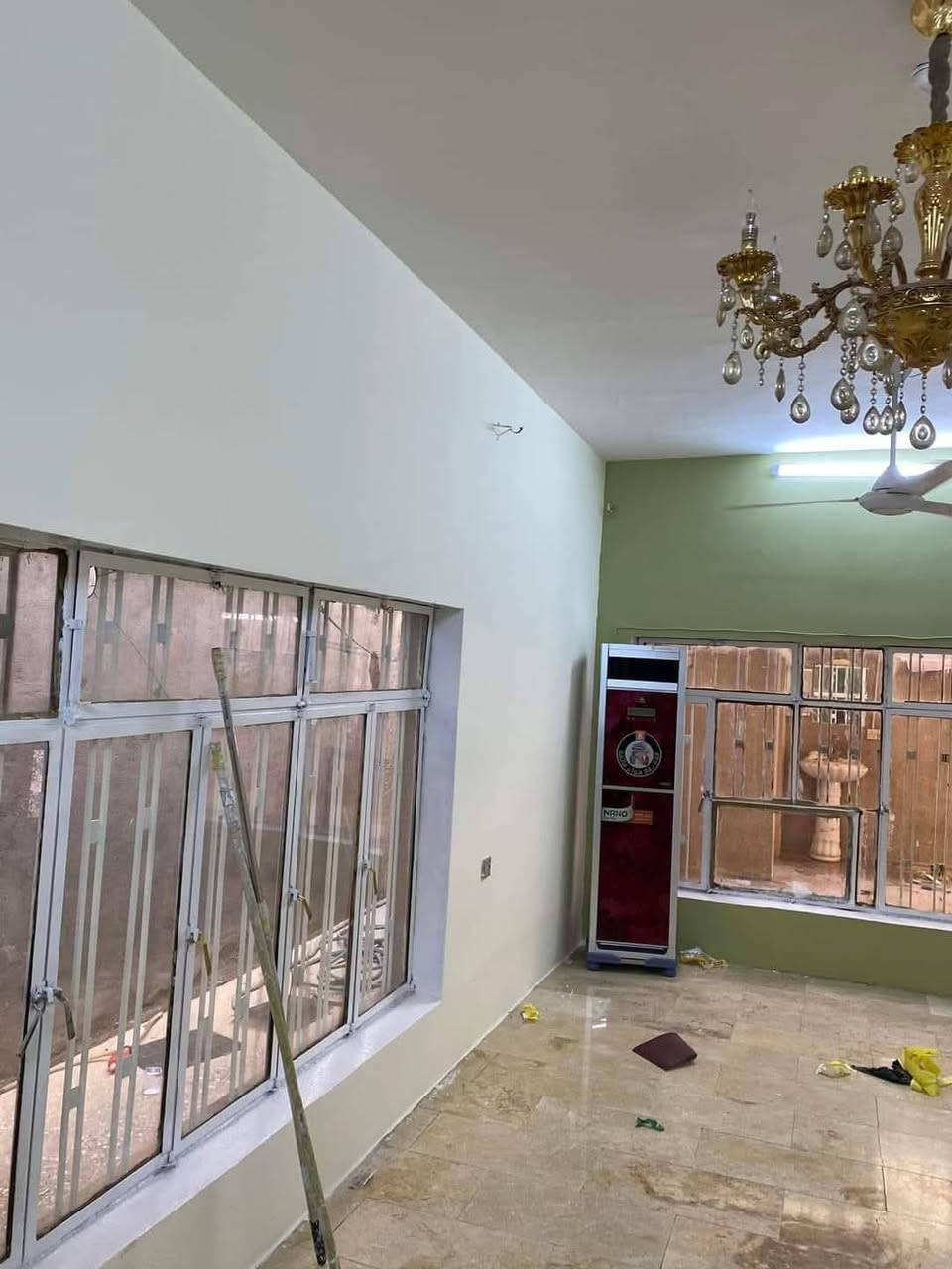 سلام عليكم اتمنا عملنا يعجبكم صبغ ديكورات واجهات صبغ حديد جبسنبورد بديل الخام بديل الخشب بديل الشيبورد معالجة الرطوبه إخفاء سيراميك بدون تفليش شغل درجه اولى وأسعار مناسبه ***********
