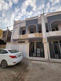 ييت للبيع مساحه ١٥٠ متر واجهه ٧ونص نزال٢٠ يحتوي ٤ غرف نوم وصاله ومطبخ ...