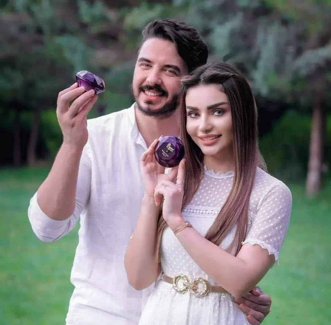 مجموعة كوين سنتر للعناية بالبشرة 
💜الاصدار الجديد لون الصابونة بنفسجي💜

كريم كوين + سيروم فيتامين c+ صابونه الافندر💜
بكج كوين الليلي والنهاري يعالج كل مشاكل البشرة 

💜. راح تلاحضون تغيير سحري بشرتكم من اول استخدام
بكج متكامل للعناية بالبشرة 
بدون الحاجة لأي منتج ثاني للبشرة

💜. سيروم كوين سنتر يحتوي على فيتامين سي ويستخدم نهاراً لترطيب وتغذية البشرة 
ويستخدم كواقي شمسي 

💜. كريم كوين سنتر يحتوي على مجموعة مواد تساعد بمدة قليلة على تبييض لون البشرة ومعالجة الكلف والتصبغات والهالات وتوحيد لون البشرة 
يستخدم ليلاً قبل النوم

الصابونة البنفسجية هية صابونة بخلاصة اللافندر 
فوائدها : 
يساهم في علاج حب الشباب 
يساعد على علاج جفاف الجلد 
مضاد للفطريات ويحارب الالتهابات الجلدية  
يعمل على توحيد لون البشرة 
ويقلل الندوب لانه قادر على تعزيز نمو انسجة الجلد 

💜 متوفر لكل انواع البشرة 
⛔️اذكروا نوع بشرتكم اثناء الحجز

المنشأ امريكي 🇺🇸 💯 موصل, نينوى


**إذا كنت صاحب هذا الإعلان وتريد حذفه لأي سبب، رجاءا أرسل رسالة إلى الدعم الفني**