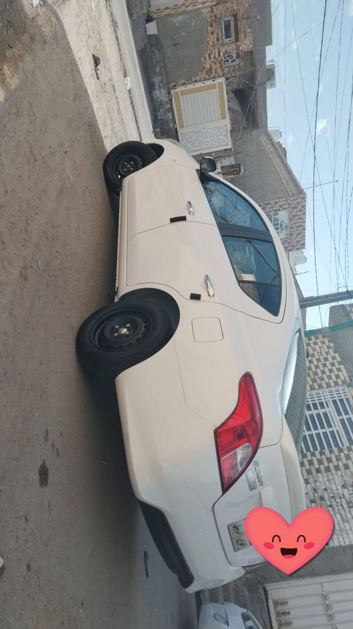 السلام عليكم نيسان صني هندي اصل مديل 20 كفاله عامه من شخط سياره جديده بمعنه كلمه تخم تاير تبريد ثلج حداديه  جديده سياره يشهد الله كامله على آخر حبايه ماشيه حقيقي 114 حقيقي سعر 108 وبيه مجال حك جيه ***********
