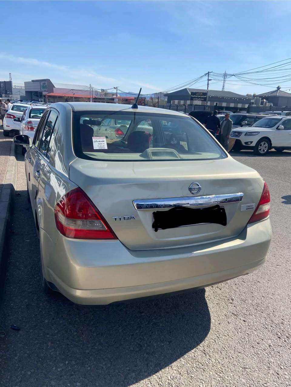 السلام عليكم 
تيدا 2008 للبيع جنطة 
سيارة جاهزه من جميع النواحي تشغل وتمشي 
سنوية جديدة باسمي تحويل او وكالة حاضر 
هزه جديده 
تخم تاير جديد
تبديلة دهن جديدة 
المكان سليمانية 
سعر 77 وبيها مجال 
***********هـ السليمانية, العراق
