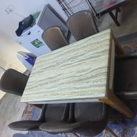 ميز طعام • مرمر تركي • ١٠٠/٥٠