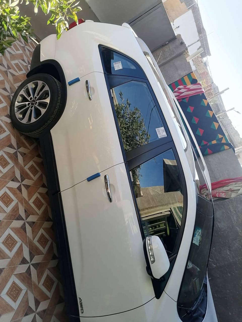 سلام عليكم
سورنتو ٢٠٢٤ فول مواصفات واحد  علئ واحد كويتي مواصفات بصمه بنوراما حساس اماَي خلفي كامره خلفية شاشه جي تي تل ٦ سلندر فورويل مانع انزلاق ٣ قطع تبريد كشنات جلد كهربائية وكشنات الامامية تدفئة تبريد لد خلفي امامي ماشيه ١٢٧  الف كم 
جاهزة من كلشي
محرك وكير بحالة ممتازة وضع شركة
السعر ٢١ وبية مجال
***********
