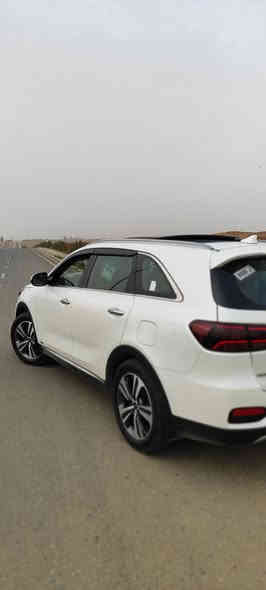 السلام عليكم ورحمة الله
_____________
 سورنتو 2020 خليجي 
مكفولة كفالة عامة
رقم دهوك تحويل ثاني يوم
: السعر 290 + بيها مجال 
موصفات : فول 1/1
ماشيه 85 الف حقيقي
.بصمه تشغيل وابواب
.لدات اماميه خلفيه
.حساسات اماميه خلفيه
.لايت زنون عالي ناصي
.شاحن واير لس 
.كراسي كهرباء
.كشنات الاماميه تحكم كهرباء
.كراسي جلد تدفئه تبريد 
.سايد بريك بصمه
.تبريد 3 قطع
.محرك 6 سلندر 3500 كير 8 نمر✈️
.كروز سرعه
.فول تحكم ستيرن 
.سبعه راكب
.لون مميز ابيض صدفي
.ترحيب عند الأقتراب 
.يدات نيكل
.دفع رباعي
.شاحن لاسلكي
.كامره دوراه 360 
.جنطه كهرباء ذكيه(الفتح عند الأقتراب)
.مري شفط / اشاير بالمري
.بردات بلاديه 
.شاشه كبيره اصليه بيها نضام ابل كار بلي
.انضمة قياده Eco Sport Cimfort Smart
.كشافات ضباب+ مواصفات خير من الله
(سياره متصرف عليها دينار)
.اي استفسار الاتصال ع الرقم ***********+وتساب
مكان/ الموصل /قضاء تلكيف
