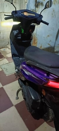 دراجة للبيع شغاله نكره سلف الكهربائية شغاله كلهن ما عايزها اي شي السعر...