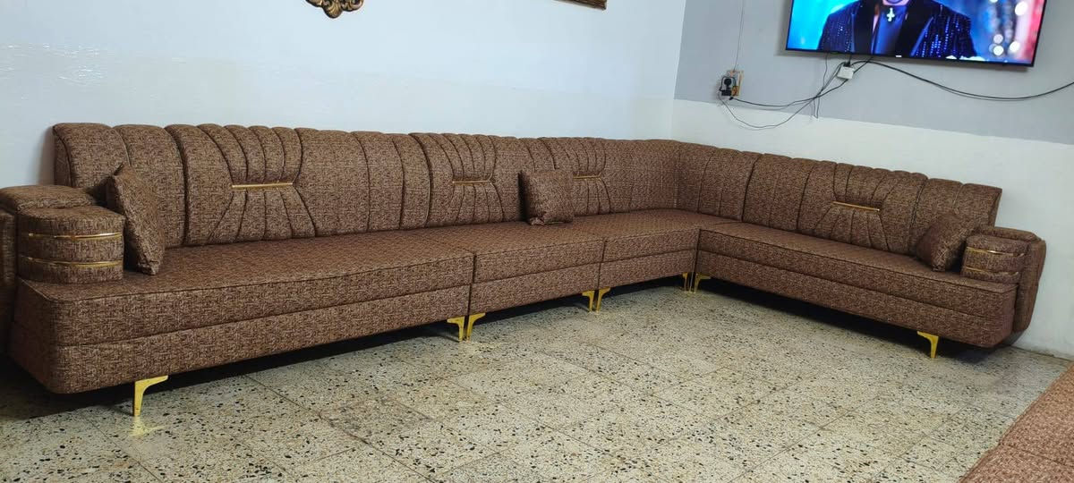 ديوانات جديد 22مقعد 14متر يكفي استقبال 6ب4 الشراي يتصل ***********
