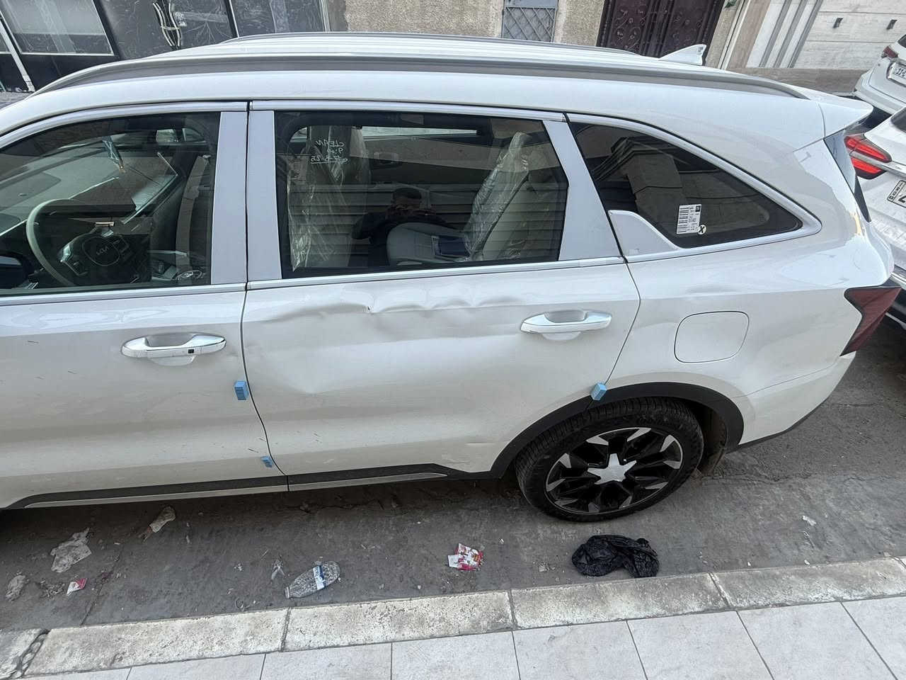 سورينتو 2025 ماشيه 14 بحاله زيرو  فول محرك 6 سلندر كير ماوس ودبل كامره ويل 20 داتشو رقم بغداد
بيه طخه موضحه ممصلحه باب خلفي كرده بصيطه
السعر 305 قفل مكاني نجف 
***********
