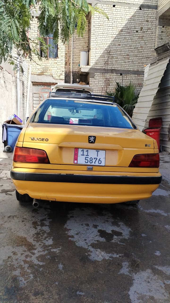 السلام عليكم بيجو بارص للبيع 2010كير جديد مكينه جديده شرط كسر نايلون سنويه جديده بأسمي تحويل ثاني يوم مصفره هيئه وغرامات دواخل نضيفه الشراي يتصل عل رقم ***********
