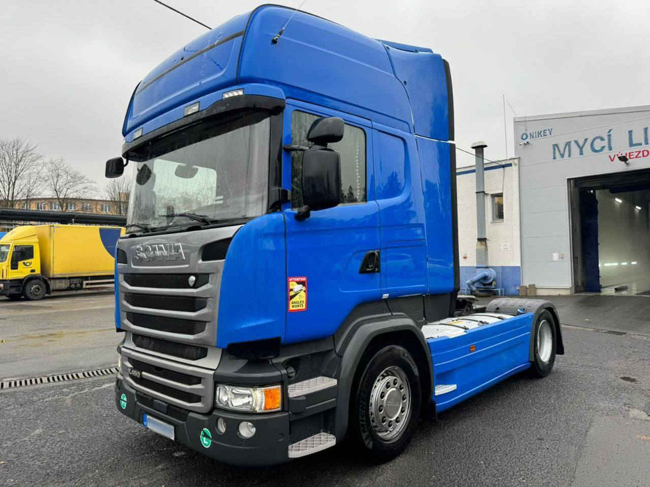 السلام عليكم اسكانيا ٢٠١٥ فول مواصفات تبرىد خزن ريتايد ثلاجه كامره حساس تخم تاير بويلر قطعه وحده جهاز كهربائي  السعر ٤٩٠ بيه مجال  رقم الهاتف *********** /
