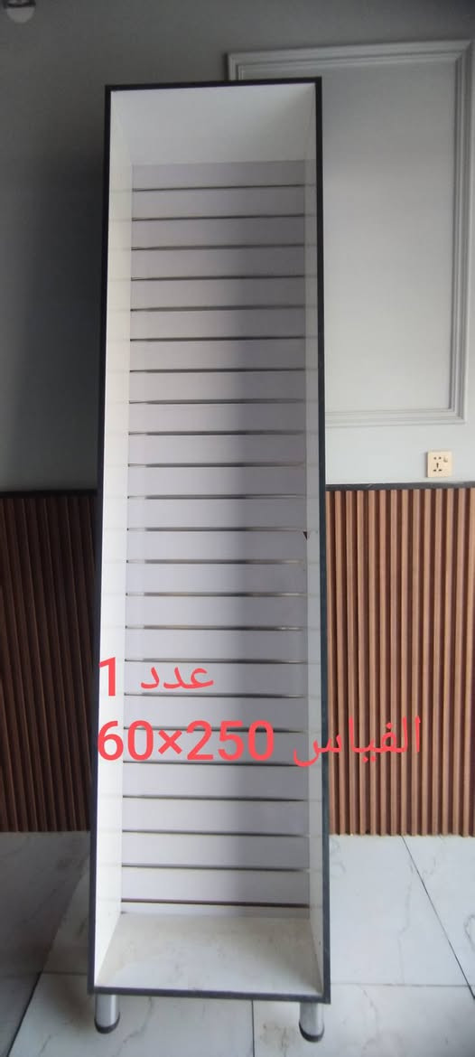 فاترينات للبيع 
فاترينات جديدات تزكام درجة اولى خشب mdf تركي
ارتفاع 270 سم وعرض 90 سم وعمق 30 سم  عدد 8
ارتفاع 200 سم وعرض 90 سم وعمق 20 سم عدد 1
ارتفاع 250 سم وعرض 60 سم مال اكسسوارات عدد 1

للاستفسار ***********
النجف الاشرف
