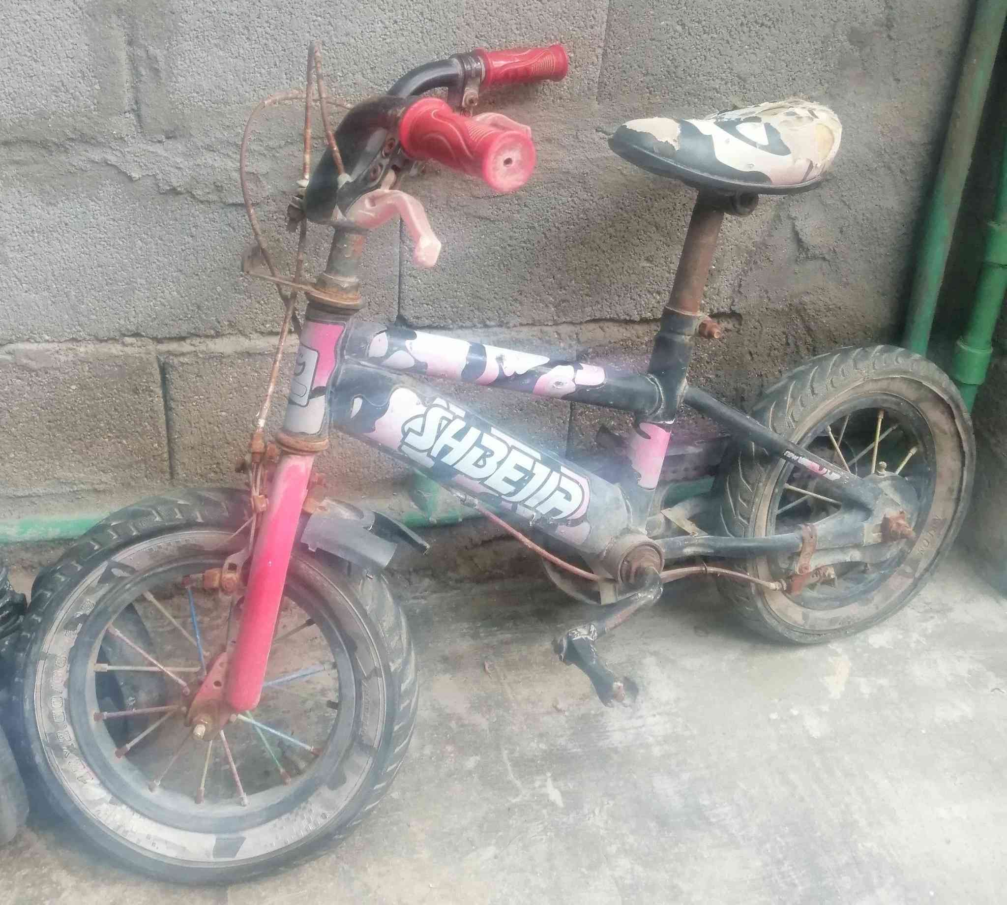 عربانات الأطفال جديد بس دراجة عاطلة قيم واخذ


**إذا كنت صاحب هذا الإعلان وتريد حذفه لأي سبب، رجاءا أرسل رسالة إلى الدعم الفني**