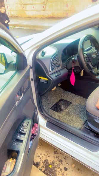 سلام عليكم ورحمة الله
النترا مديل ١٨ فول سياره لون ابيض اربيل 
هزه جديده سنويه جديده ٢٠٢٩ سياره بسمي
مواصفات فتحه بصمه كاميرا خلفيه حساس أمامي خلفي تدفئه كشنات تدفئه استيرن كير ايتي محرك ٢٠٠٠ دوش سياره خير من الله  مكان سياره بغداد حي جهاد *********** سعر خاص
