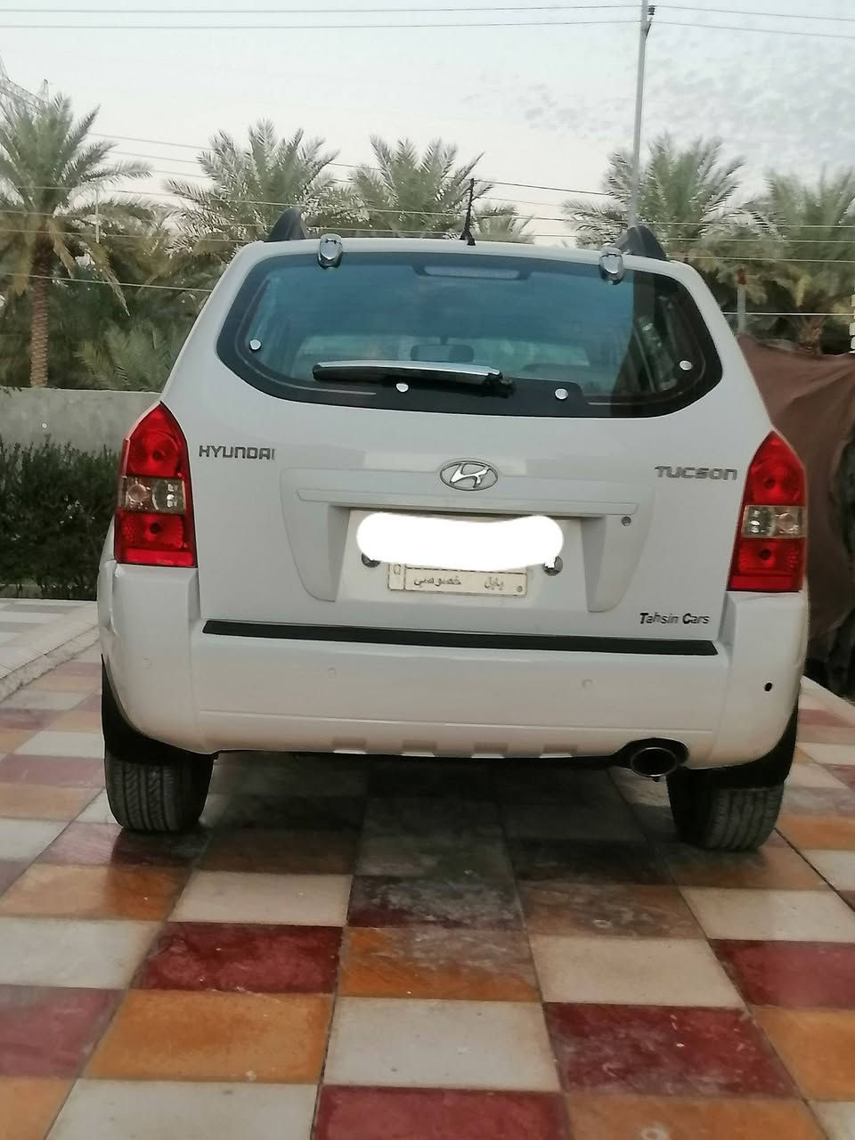 السلام عليكم توسان 2010 خليجي رقم بابل مشروع وطني جاهزه من كلشي عدا قطعتين بدون دواخل السعر 120 العنوان بابل رقم ***********
