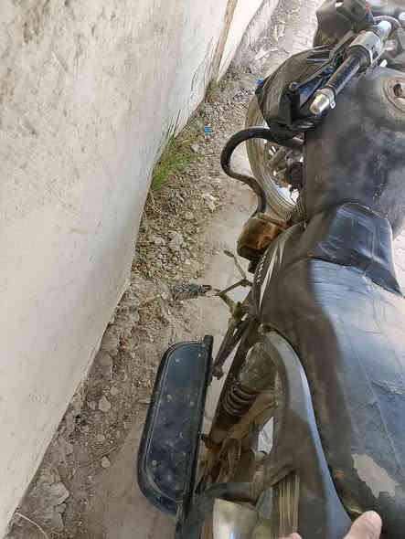 سلام عليكم  دراجه اوبامه  للبيع اوراق اصوليه  السعر 350قفل   رقمي ***********
